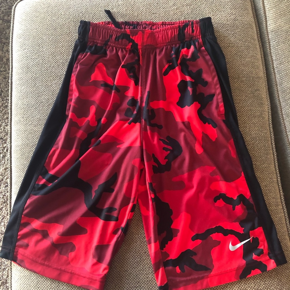 Big boys Nike Red Camo Dri-fit shorts